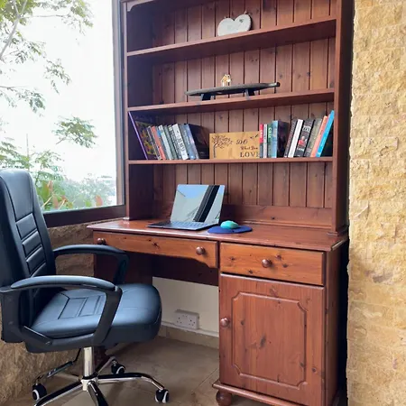 Piale Palms Makenzie Front Apartment, Lejlighed