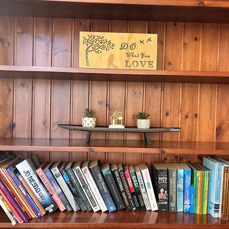 Piale Palms Makenzie Front Apartment, Lejlighed