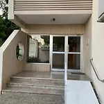 Piale Palms Makenzie Front Airport Area 拉纳卡