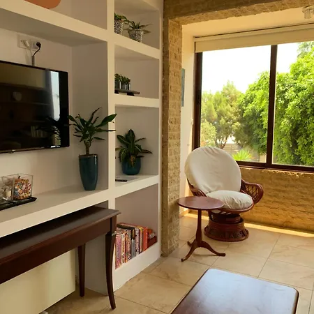 דירה Piale Palms Makenzie Front Apartment, *