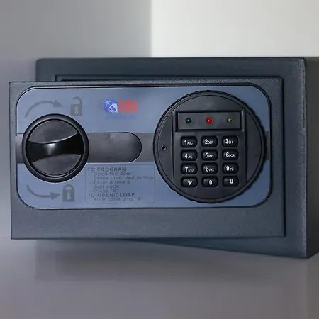 Lägenhet Piale Palms Makenzie Front Airport Area