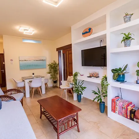 Piale Palms Makenzie Front Airport Area * Larnaca