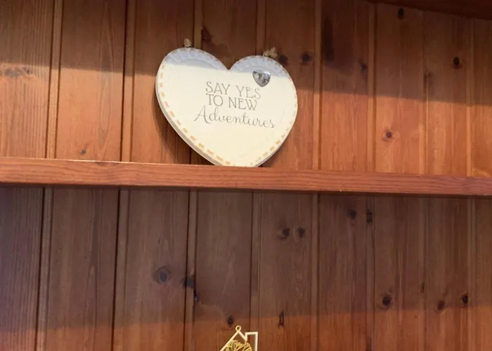 Piale Palms Makenzie Front Apartment, Apartmán Larnaca